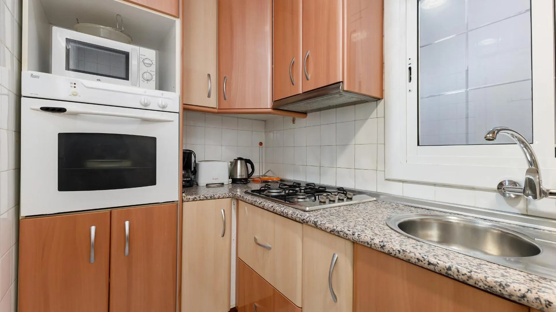 Besos - Bright Apartment Close To Congress & Port Sant Adrià de Besòs