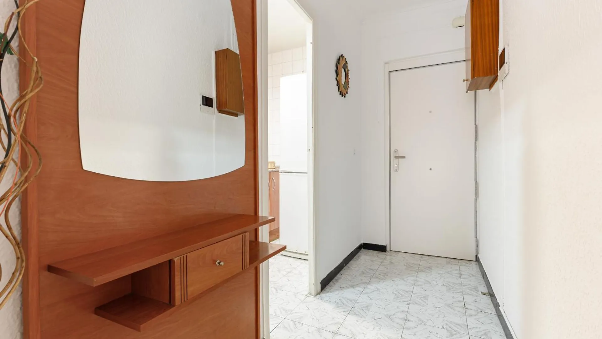 Besos - Bright Apartment Close To Congress & Port Sant Adrià de Besòs