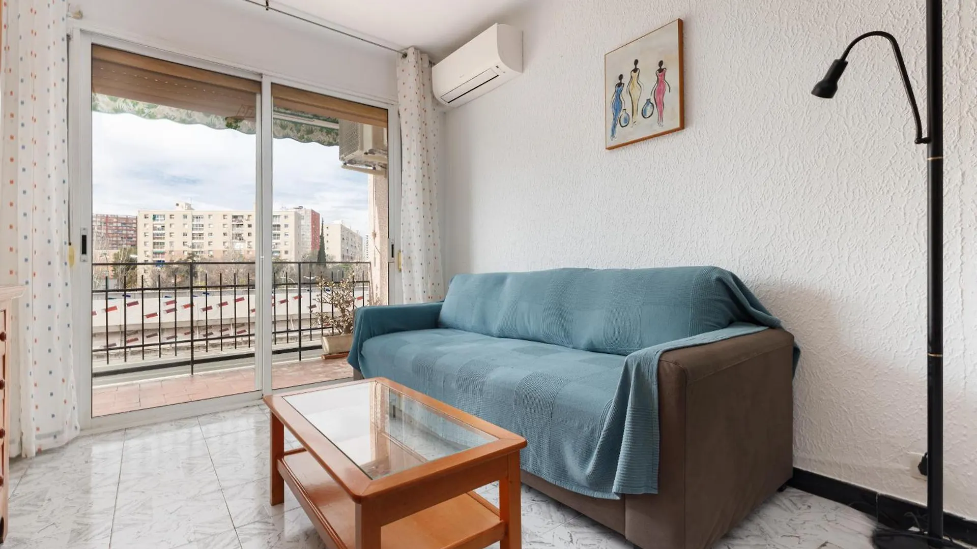 Besos - Bright Apartment Close To Congress & Port Sant Adria de Besos Spain