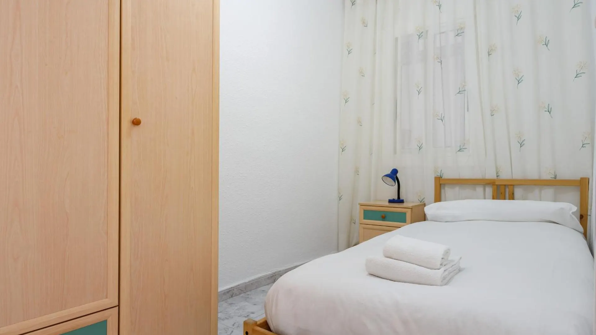 Besos - Bright Apartment Close To Congress & Port Sant Adria de Besos